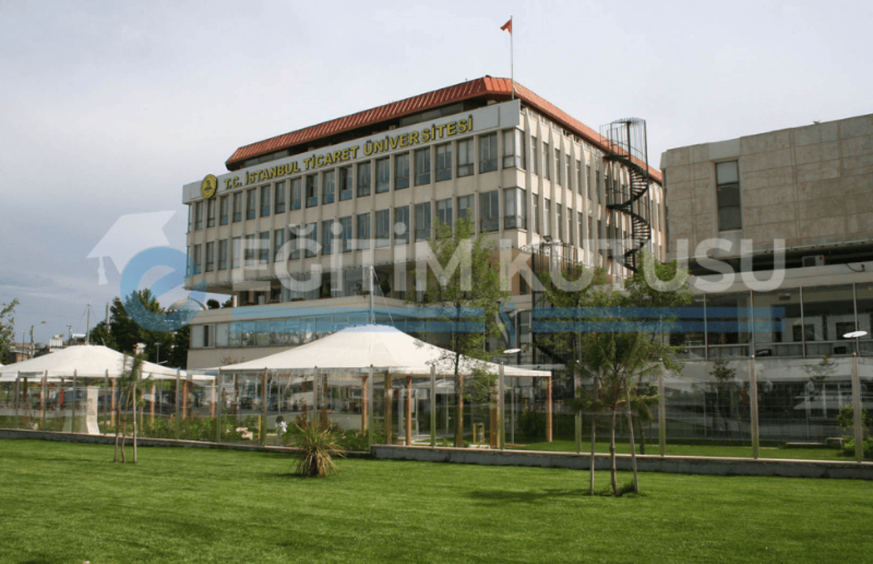 Popüler üniversitelerden biri İstanbul Ticaret Üniversitesi
